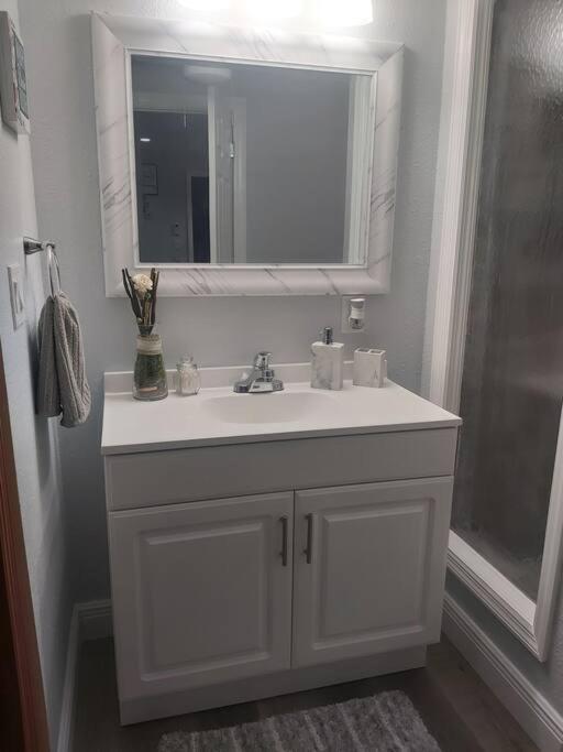 Torres Tiny Home Midtown Westtampa Rjs Exterior photo
